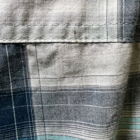 Men’s Calvin Klein Large Button Down Checkered Shirt in Blue - Picture 10 of 13